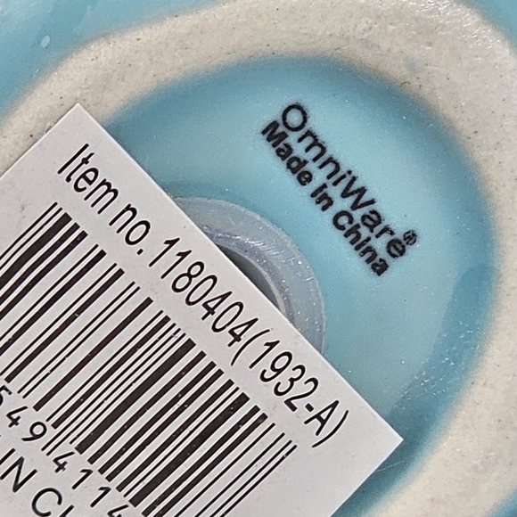 Omniware Blowfish Salt And Pepper Shakers - Picture 8 of 12